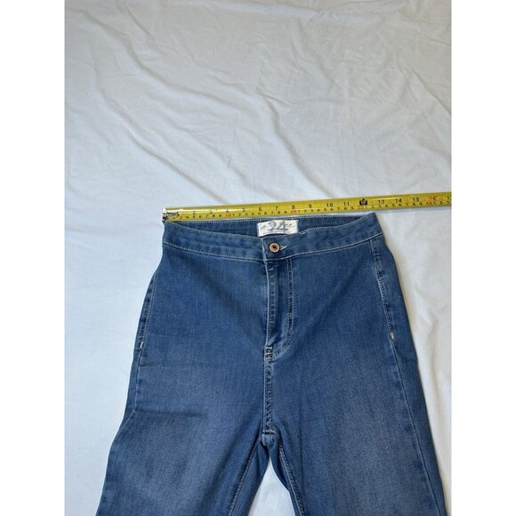 We the free Bell bottom flare jeans Just Float On Flare Jeans 24x33 Raw Hem - Picture 9 of 9